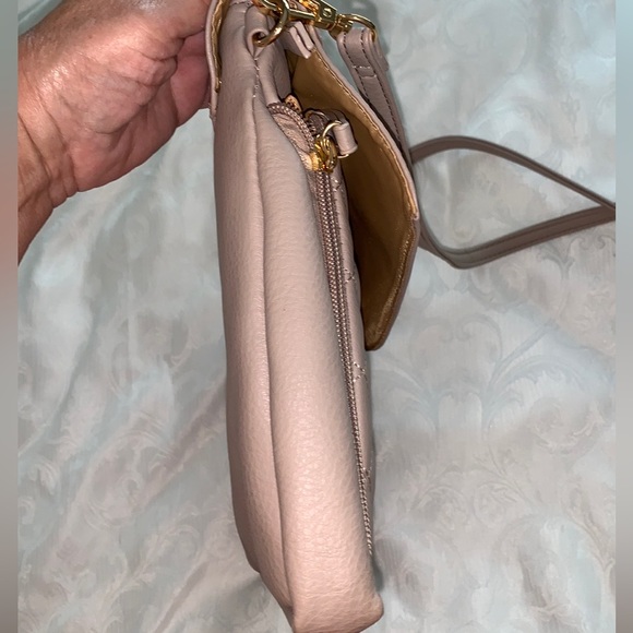 Crossbody purse with both baby changing pad & place for baby wipes, in Taupe/tan - Picture 10 of 16